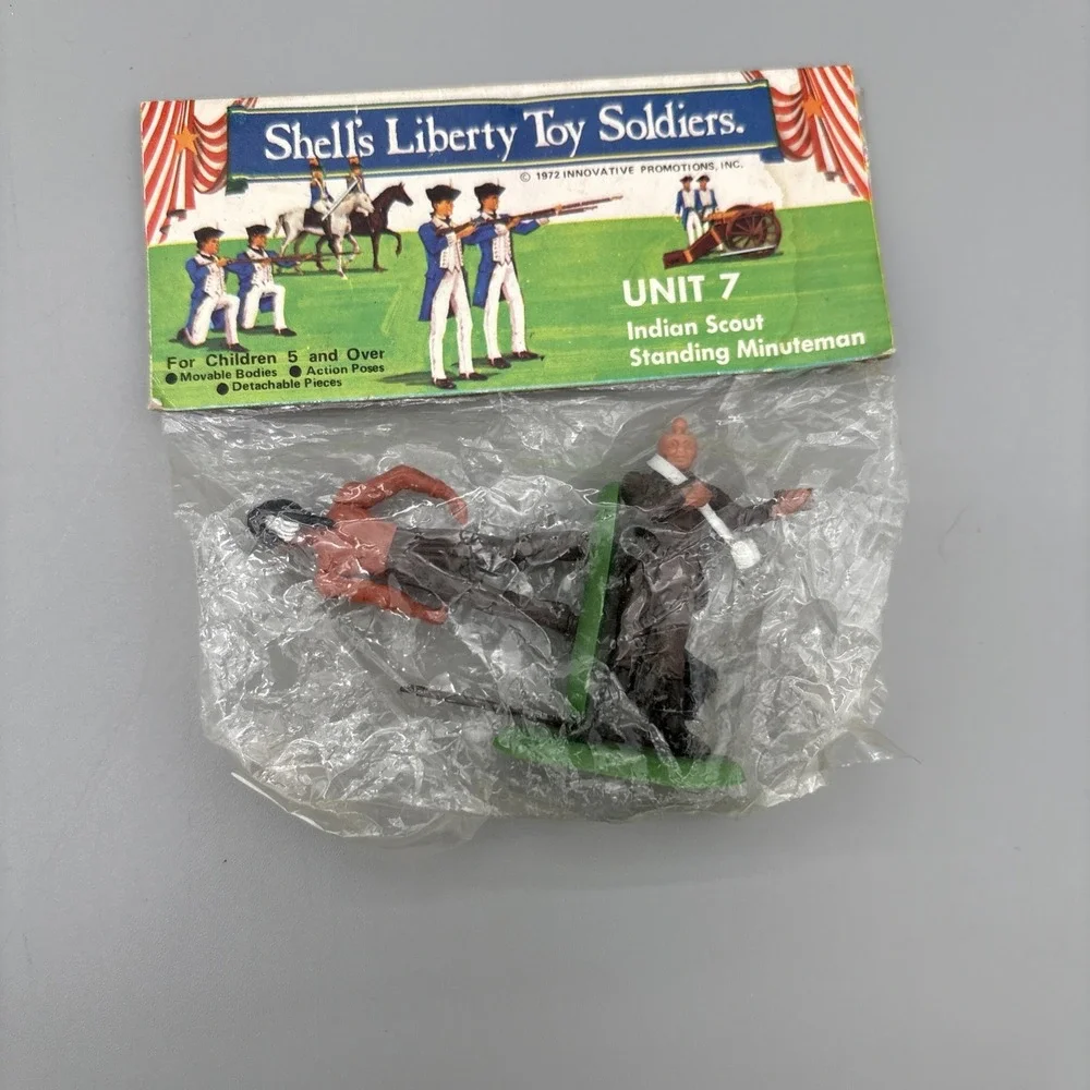 Unit 7 Shell's Liberty Toy Soldiers 1972 NEW Indian Scout Standing Minuteman